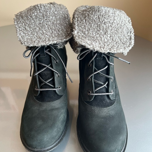 Women's Timberland Earthkeepers Amston Roll Top Black Boots Size 8 - Picture 6 of 11